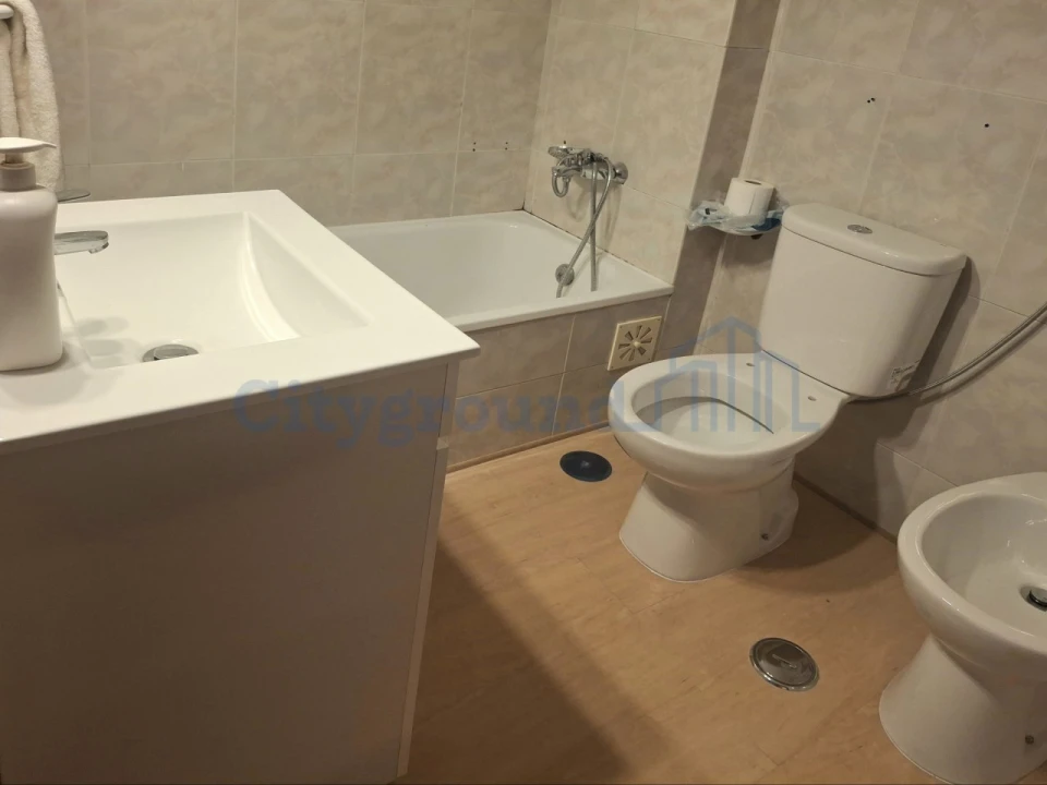 Apartamento T1 para Venda em Cacém e São Marcos Foto 14