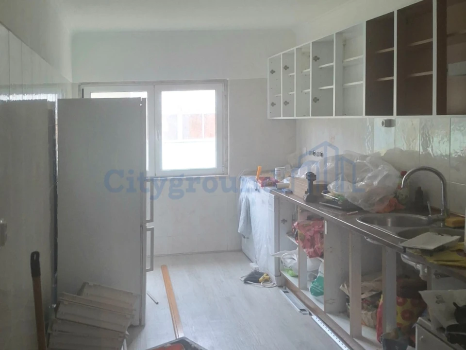 Apartamento T1 para Venda em Cacém e São Marcos Foto 10