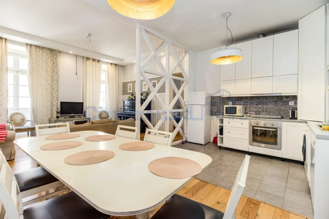 Apartamento T3 para Venda em Santa Maria Maior Foto 8