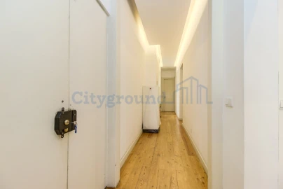 Apartamento T3 para Venda em Santa Maria Maior