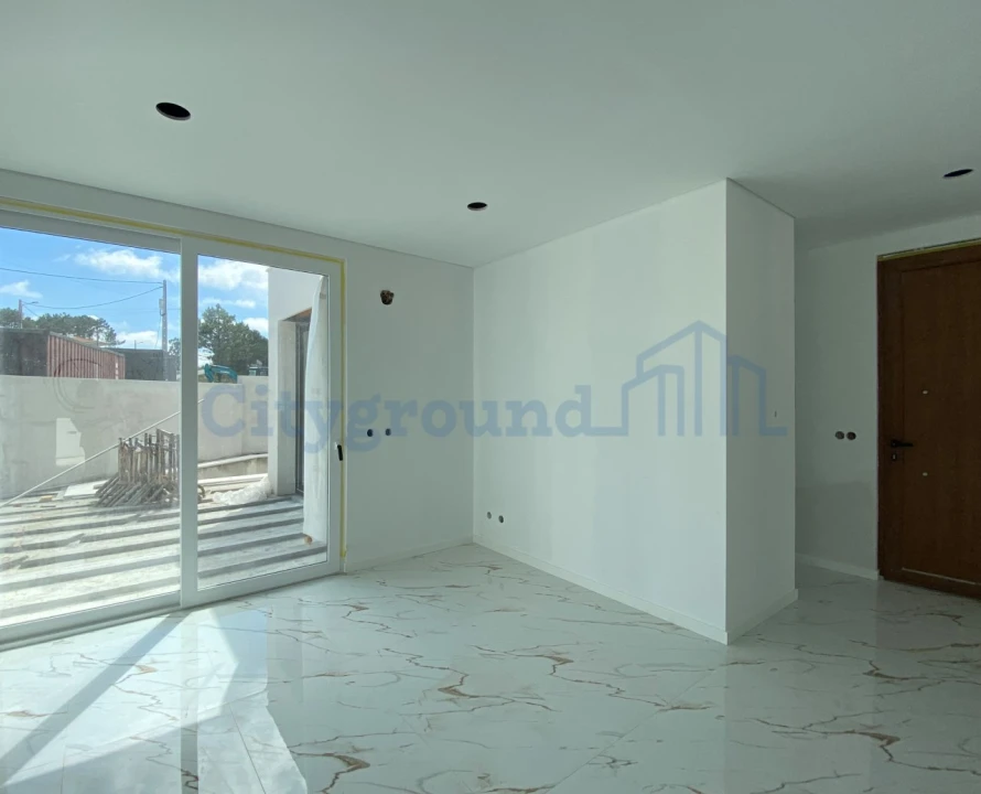 Moradia T2 para Venda em Tornada e Salir do Porto Foto 28