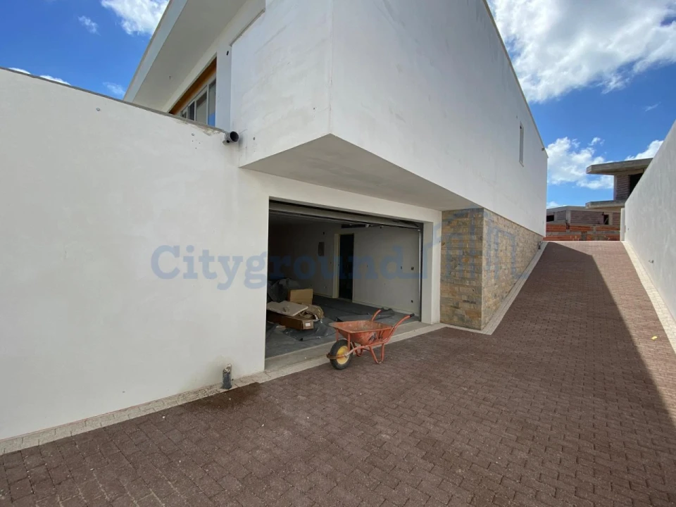 Moradia T2 para Venda em Tornada e Salir do Porto Foto 16