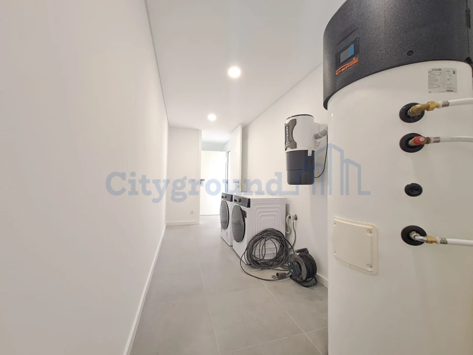 Moradia T2 para Venda em Tornada e Salir do Porto Foto 20