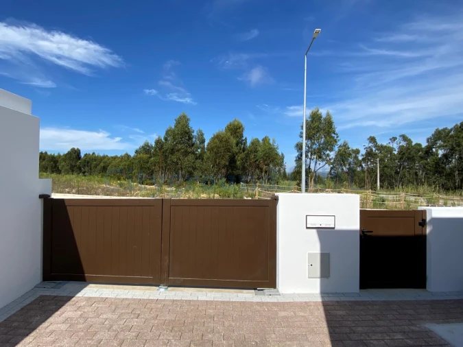 Moradia T2 para Venda em Tornada e Salir do Porto Foto 20