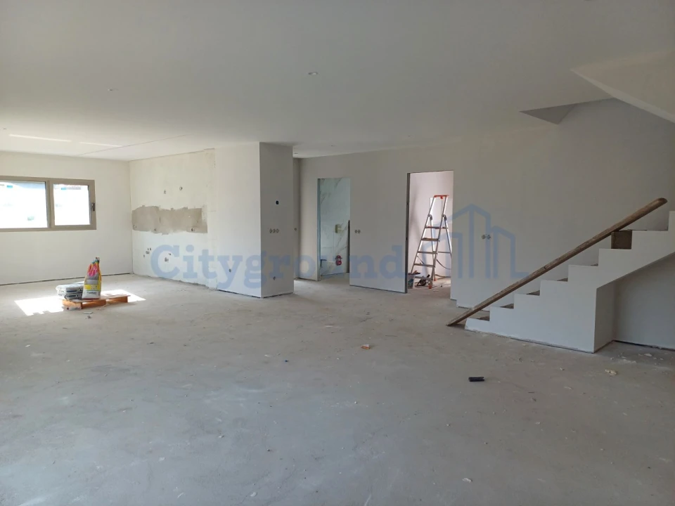 Moradia T4 para Venda em Batalha Foto 10