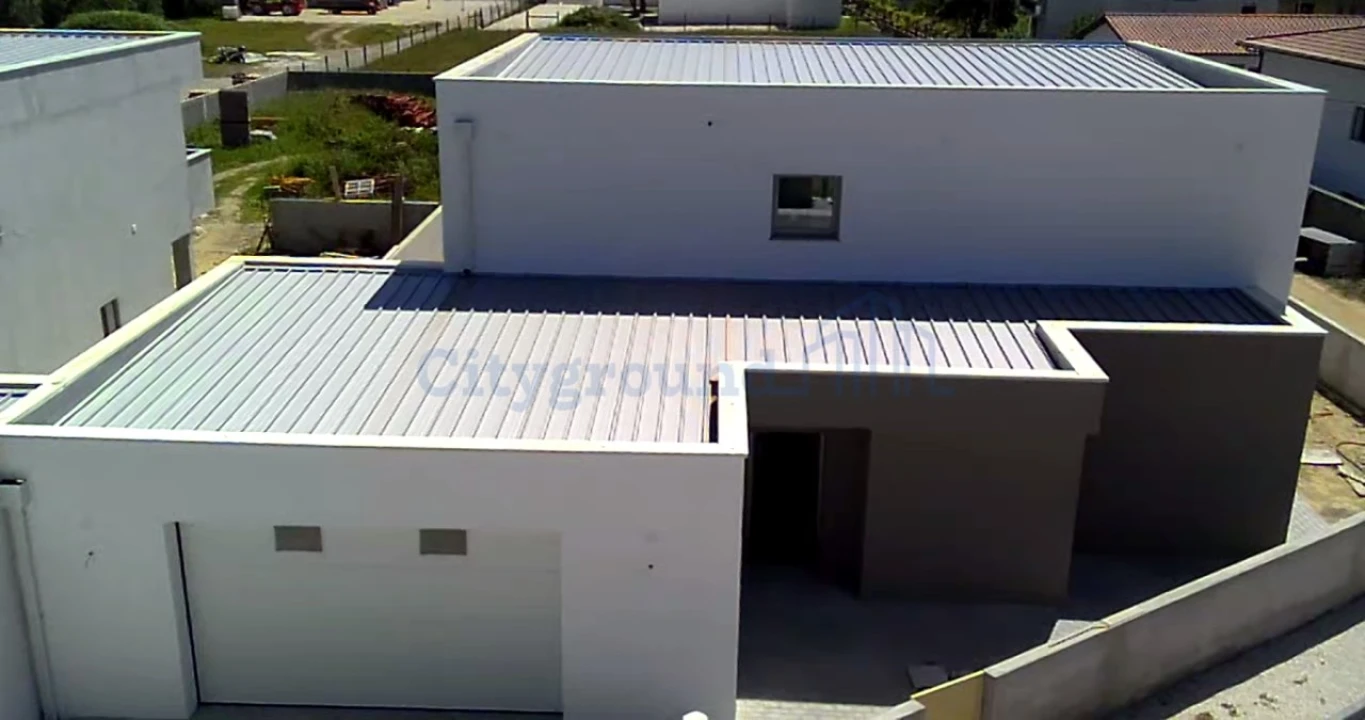 Moradia T4 para Venda em Batalha Foto 3