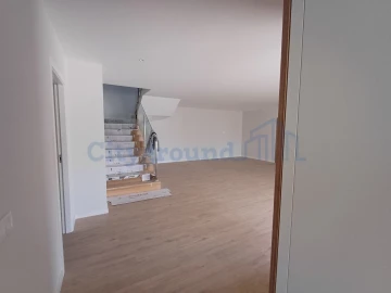 Moradia T4 para Venda em Batalha