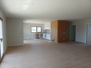 Moradia T4 para Venda em Batalha