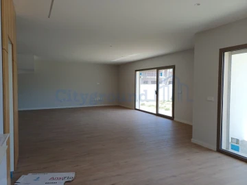 Moradia T4 para Venda em Batalha