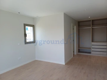 Moradia T4 para Venda em Batalha