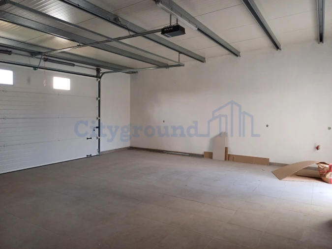 Moradia T4 para Venda em Batalha Foto 30