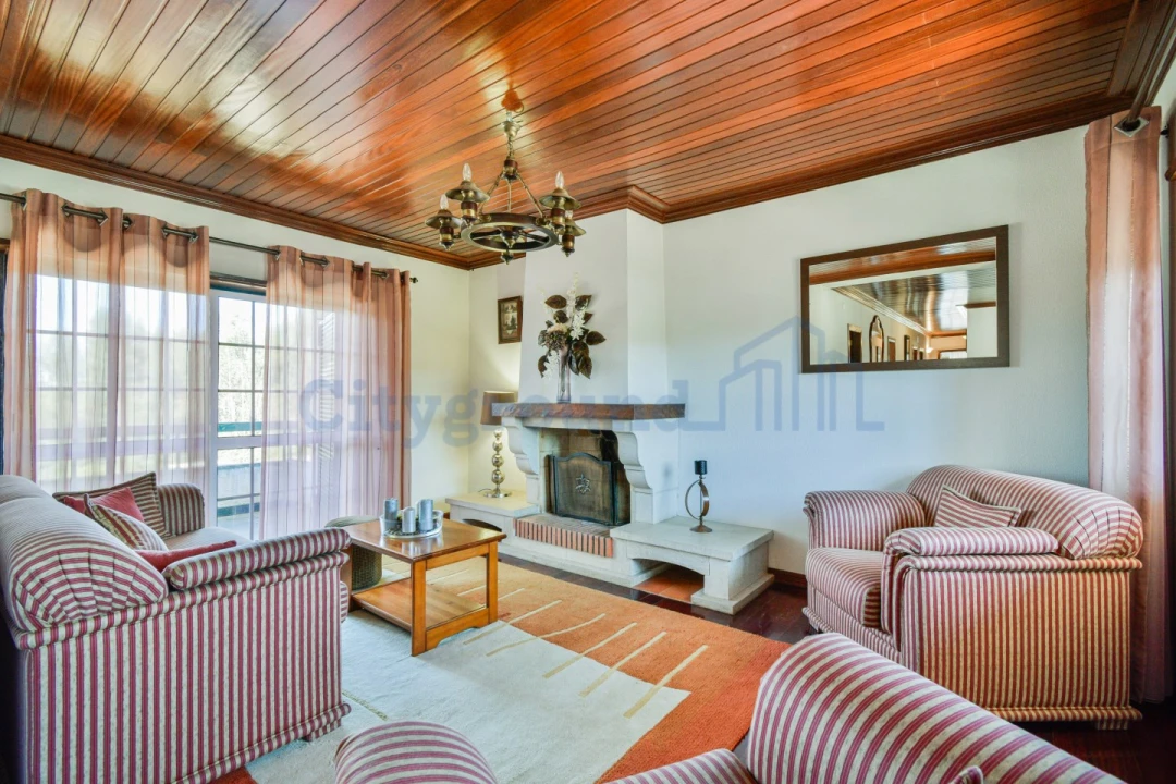 Quinta T6 para Venda em Nossa Senhora do Pranto Foto 5