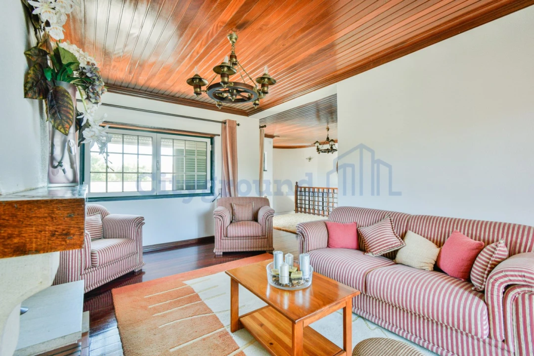 Quinta T6 para Venda em Nossa Senhora do Pranto Foto 6