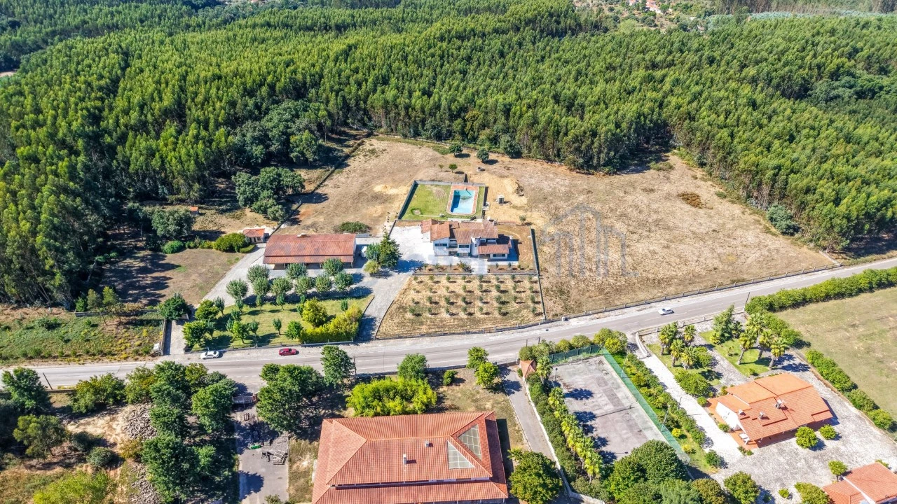 Quinta T6 para Venda em Nossa Senhora do Pranto Foto 61