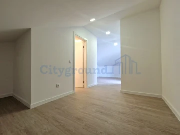 Moradia T4 para Venda em Corroios