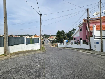 Moradia T4 para Venda em Corroios