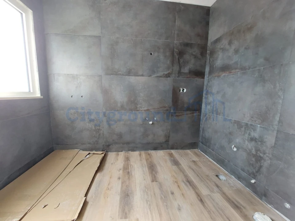 Moradia T4 para Venda em Santa Maria, São Pedro e Sobral da Lagoa Foto 20