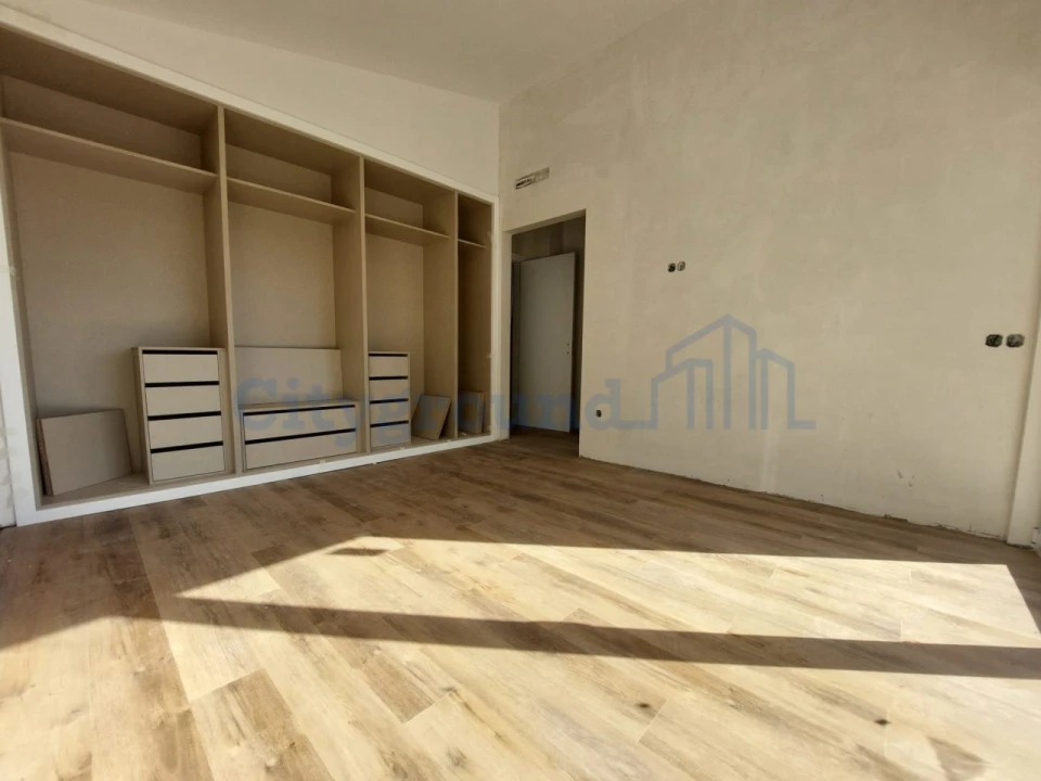 Moradia T4 para Venda em Santa Maria, São Pedro e Sobral da Lagoa Foto 22