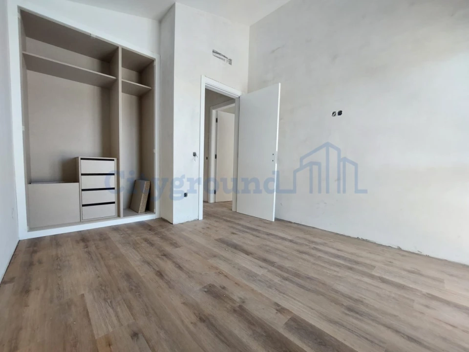 Moradia T4 para Venda em Santa Maria, São Pedro e Sobral da Lagoa Foto 30