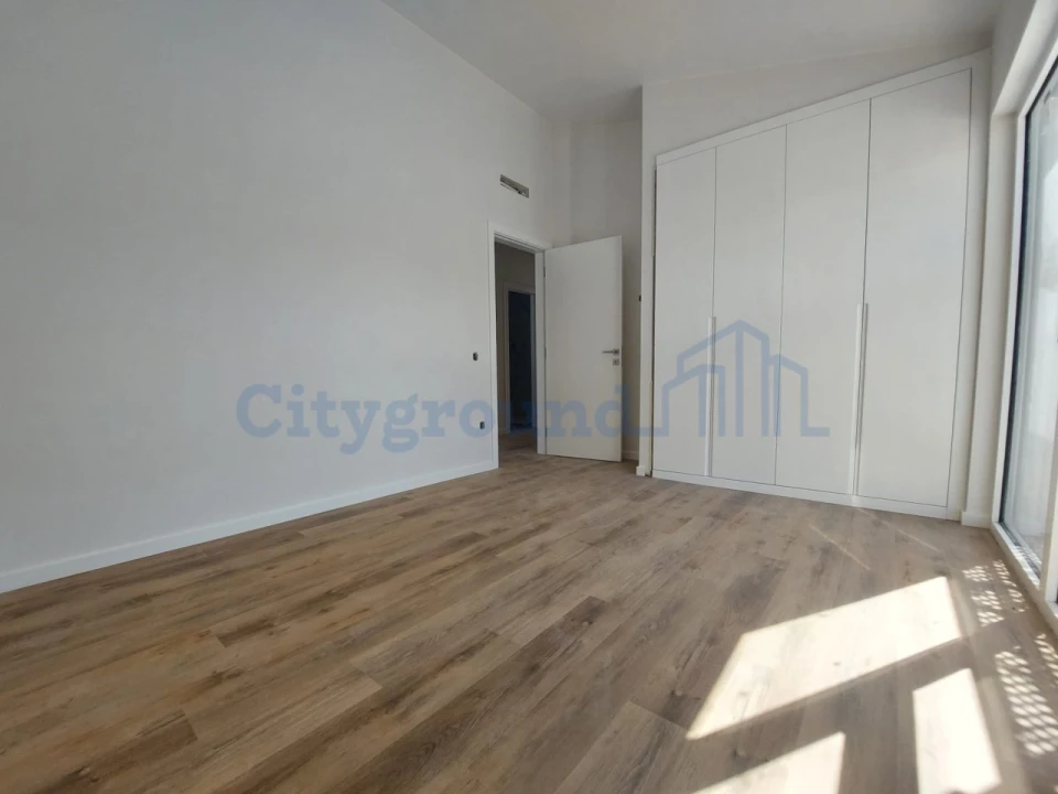 Moradia T4 para Venda em Santa Maria, São Pedro e Sobral da Lagoa Foto 26