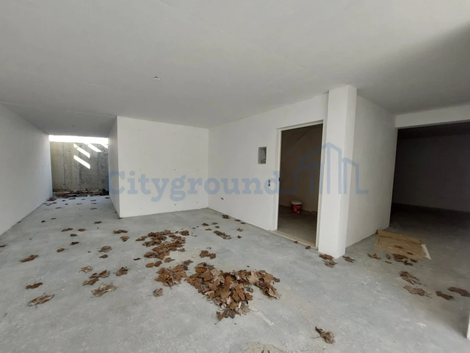 Moradia T4 para Venda em Santa Maria, São Pedro e Sobral da Lagoa Foto 29