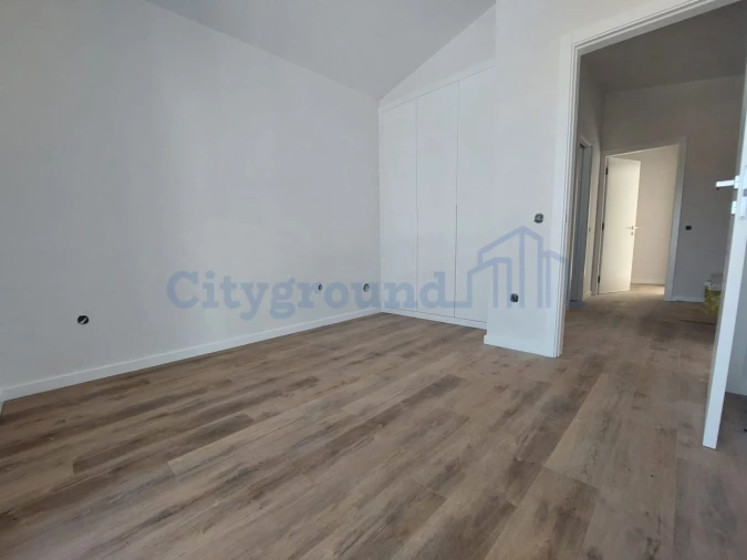 Moradia T4 para Venda em Santa Maria, São Pedro e Sobral da Lagoa Foto 27