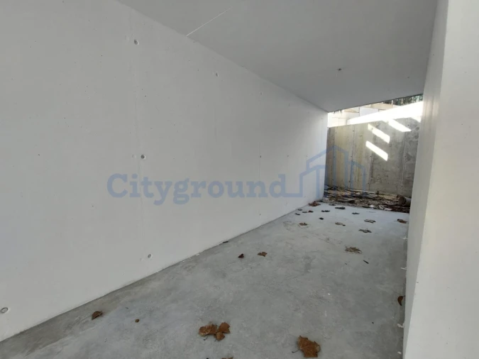 Moradia T4 para Venda em Santa Maria, São Pedro e Sobral da Lagoa Foto 30