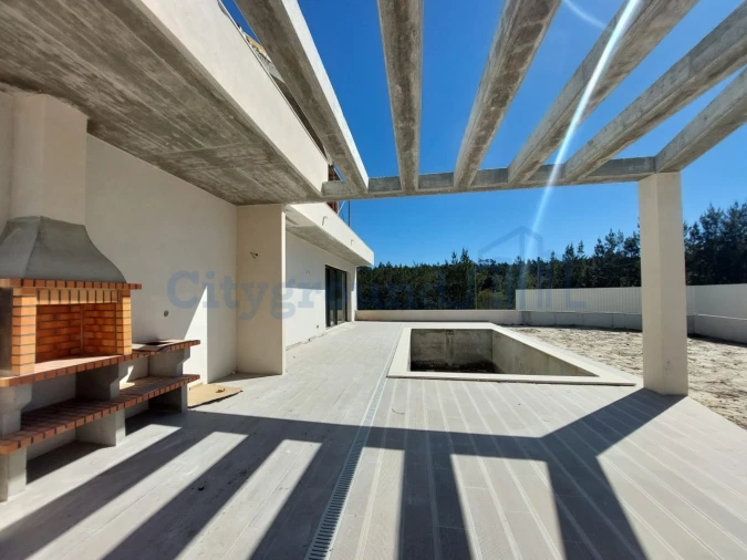 Moradia T4 para Venda em Santa Maria, São Pedro e Sobral da Lagoa Foto 10