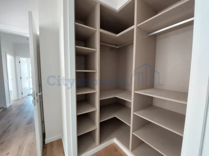 Moradia T4 para Venda em Santa Maria, São Pedro e Sobral da Lagoa Foto 27