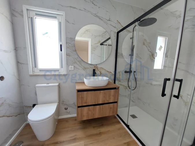 Moradia T4 para Venda em Santa Maria, São Pedro e Sobral da Lagoa Foto 30