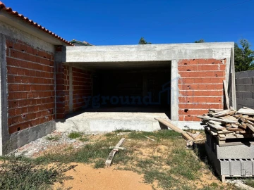 Moradia T3 para Venda em Souto da Carpalhosa e Ortigosa