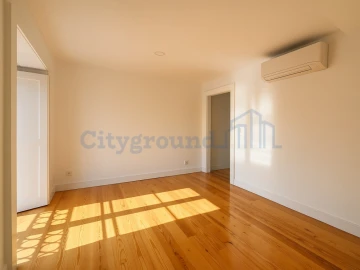 Apartamento T2 para Venda em São Vicente