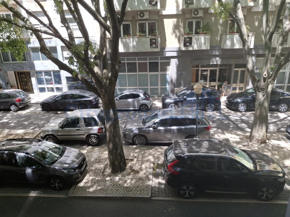 Apartamento T3 para Venda em Avenidas Novas Foto 4