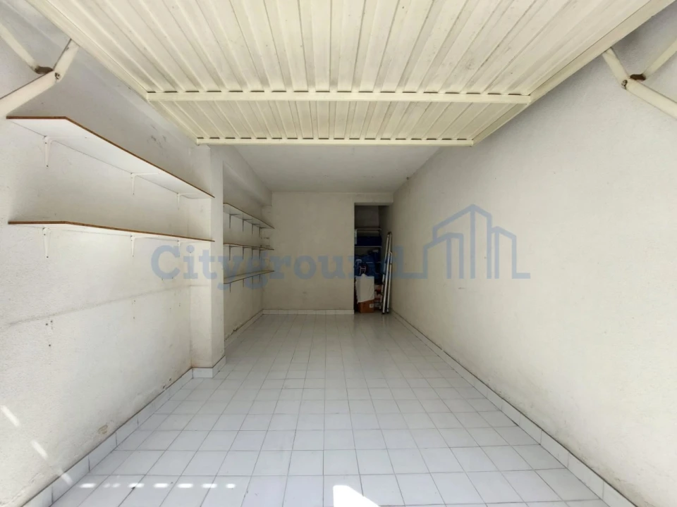 Garagem para Venda em Caldas da Rainha - Santo Onofre e Serra do Bouro Foto 2