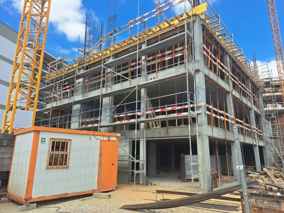 Apartamento T2 para Venda em Leiria, Pousos, Barreira e Cortes Foto 1