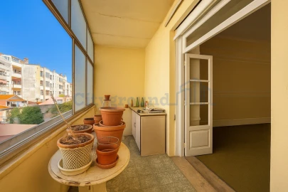 Apartamento T7 para Venda em Penha de França