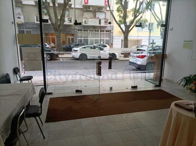 Loja para Venda em Avenidas Novas Foto 6