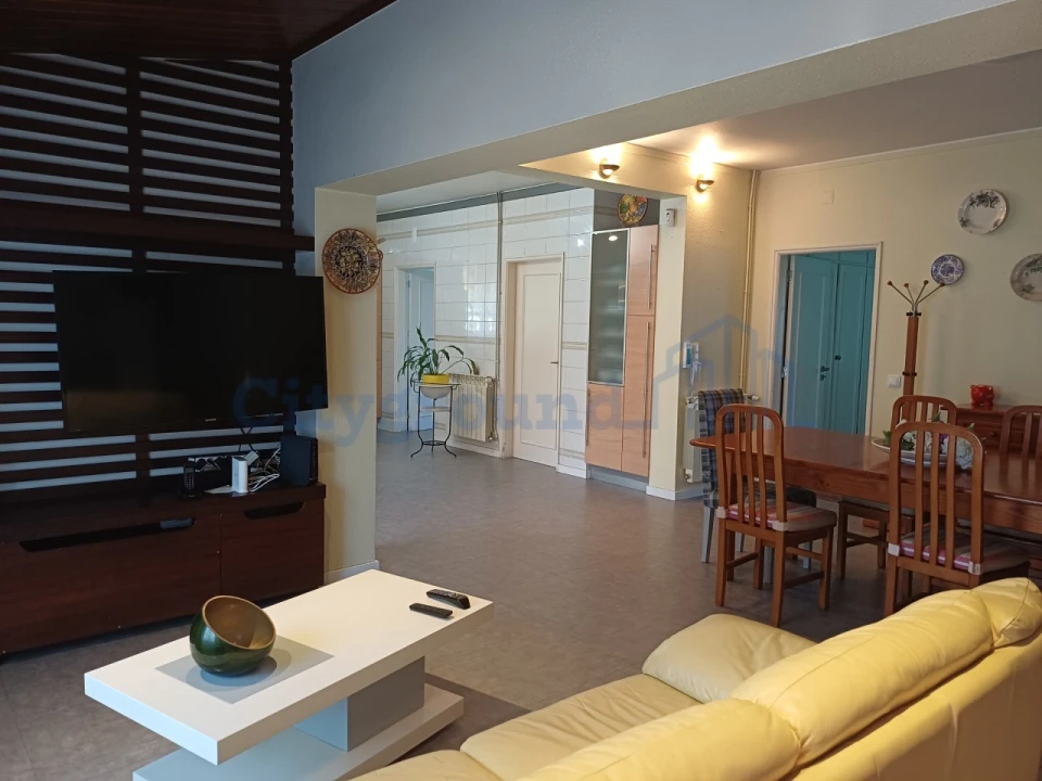 Moradia T4 para Venda em Marinha Grande Foto 9