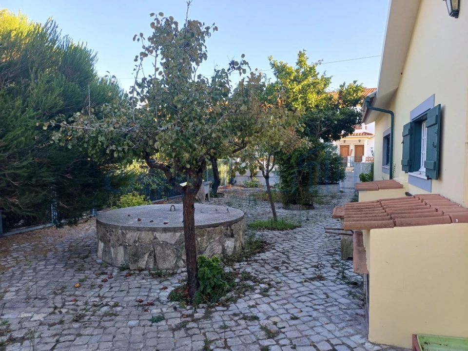 Moradia T4 para Venda em Marinha Grande Foto 35