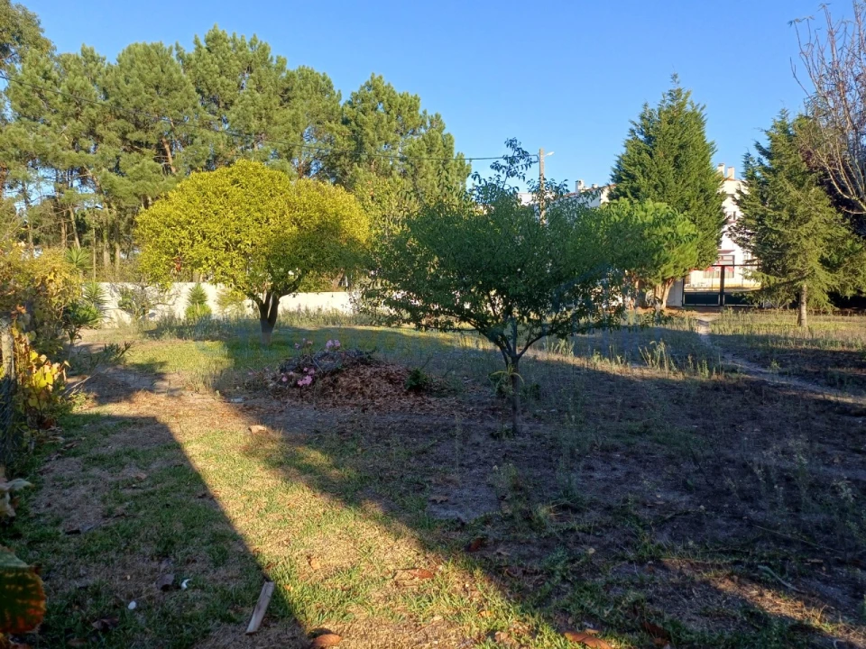 Moradia T4 para Venda em Marinha Grande Foto 36