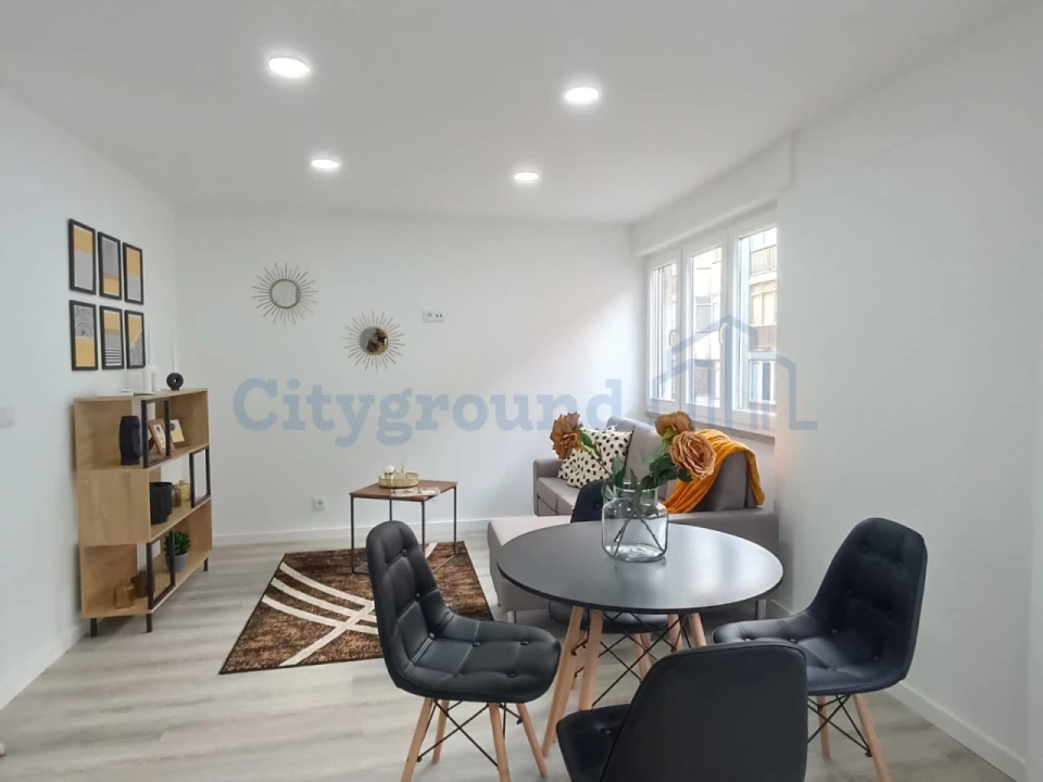 Apartamento T3 para Venda em Benfica Foto 12