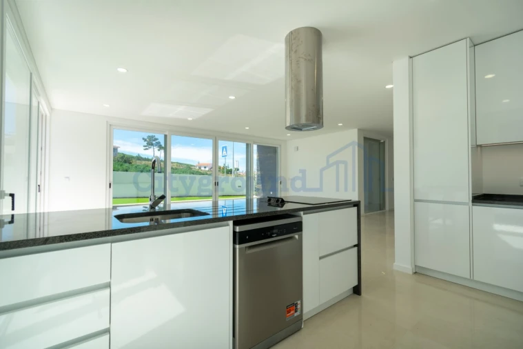 Moradia T3 para Venda em Tornada e Salir do Porto Foto 16