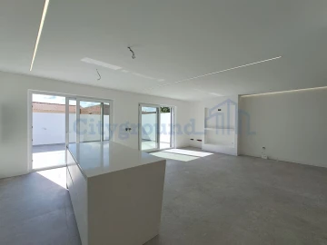 Moradia T4 para Venda em Ferrel