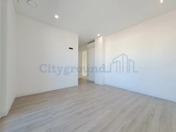 Moradia T4 para Venda em Ferrel