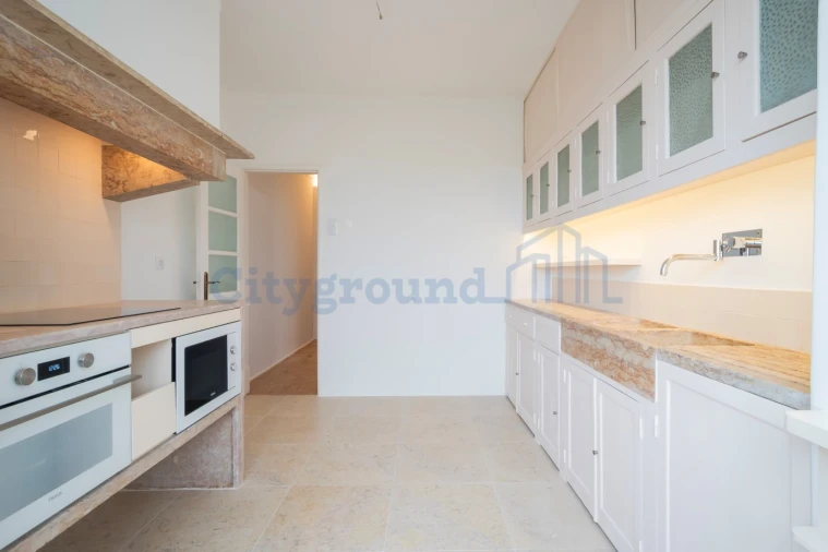 Apartamento T2 para Arrendamento em Penha de França Foto 14