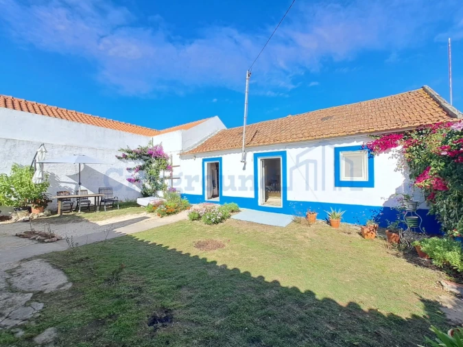 Moradia T1 para Venda em Santa Maria, São Pedro e Sobral da Lagoa Foto 3