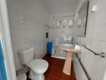 Prédio para Venda em Nossa Senhora do Pópulo, Coto e São Gregório