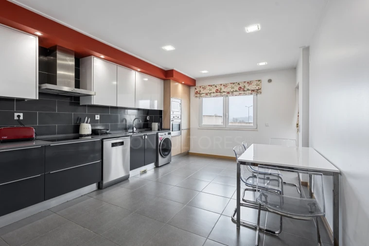 Moradia T3 para Venda em Bombarral e Vale Covo Foto 6