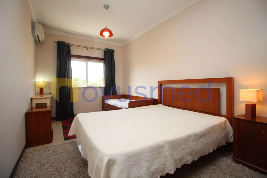 Apartamento T2 para Venda em Quarteira Foto 10