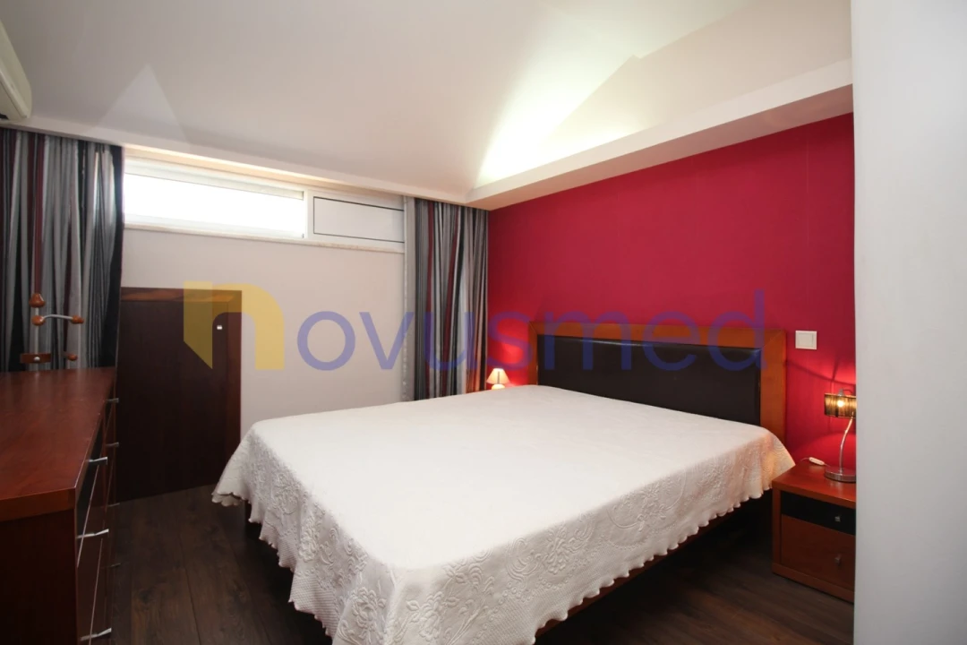 Apartamento T2 para Venda em Quarteira Foto 9